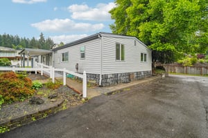 105th Ave E-S1006-008.jpg