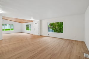 105th Ave E-S1006-016.jpg