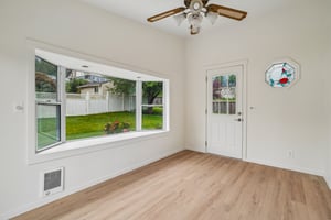 105th Ave E-S1006-019.jpg