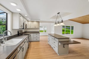 105th Ave E-S1006-028.jpg