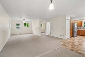 105th Ave E-S1006-035.jpg