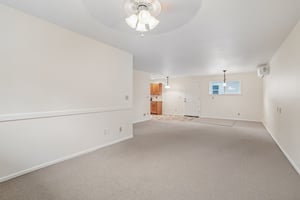 105th Ave E-S1006-037.jpg