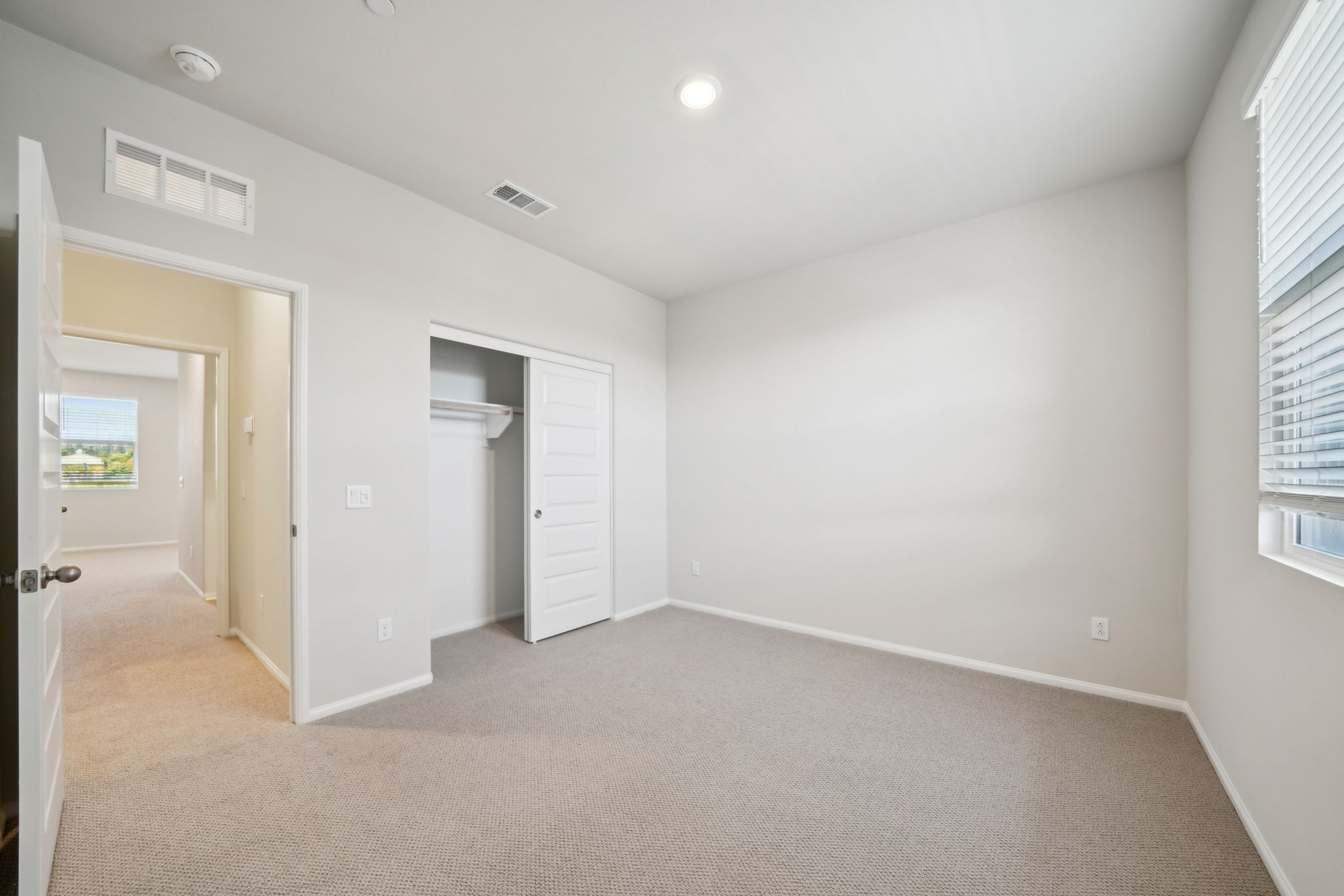 So Cal - The Knoll Community - 219 Aurora Lane Pomona CA 91767-027