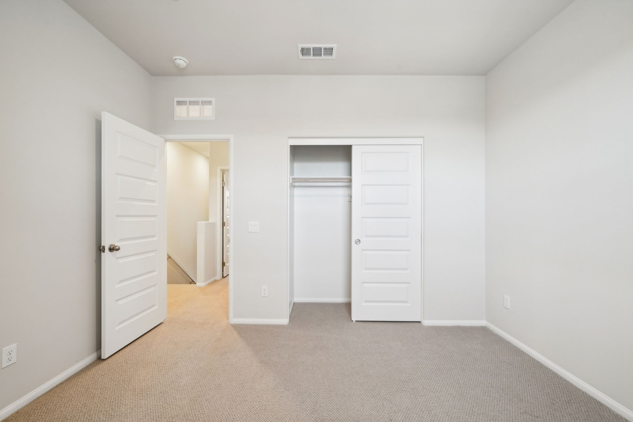 So Cal - The Knoll Community - 219 Aurora Lane Pomona CA 91767-028