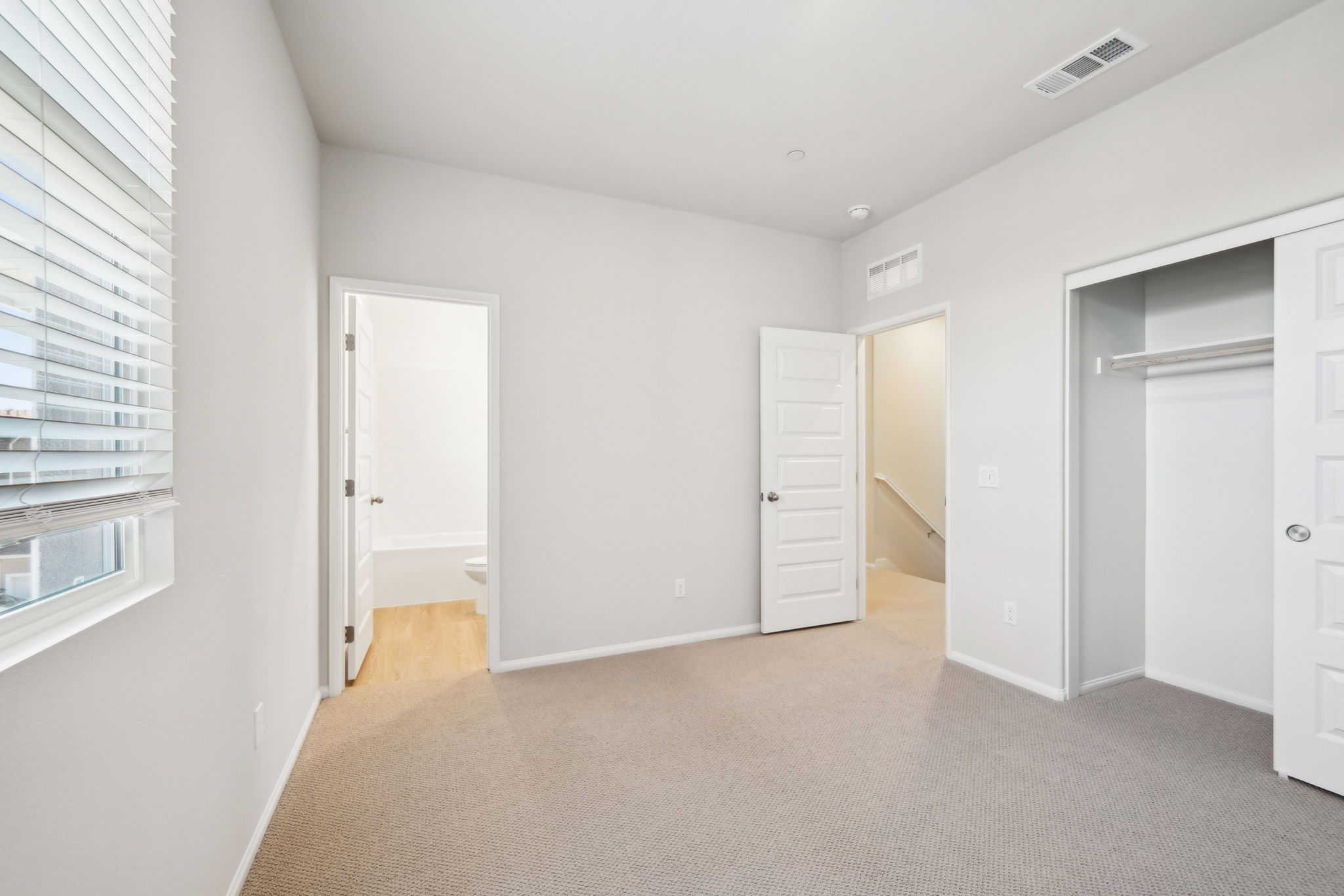 So Cal - The Knoll Community - 219 Aurora Lane Pomona CA 91767-029