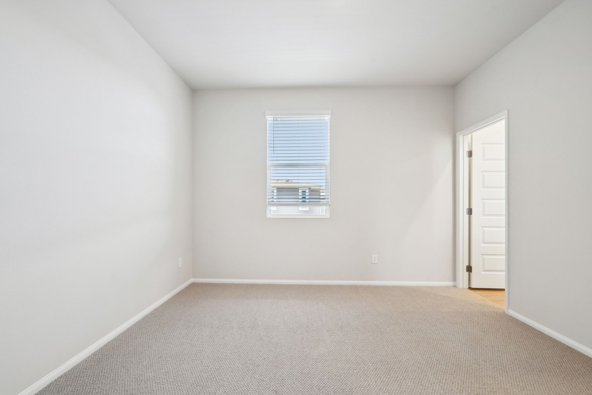 So Cal - The Knoll Community - 219 Aurora Lane Pomona CA 91767-031