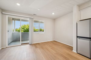 So Cal - The Knoll Community - 219 Aurora Lane Pomona CA 91767-013