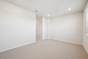 So Cal - The Knoll Community - 219 Aurora Lane Pomona CA 91767-020