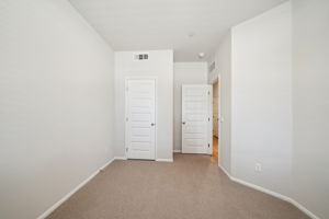 So Cal - The Knoll Community - 219 Aurora Lane Pomona CA 91767-042