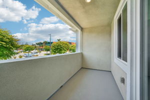 So Cal - The Knoll Community - 219 Aurora Lane Pomona CA 91767-049