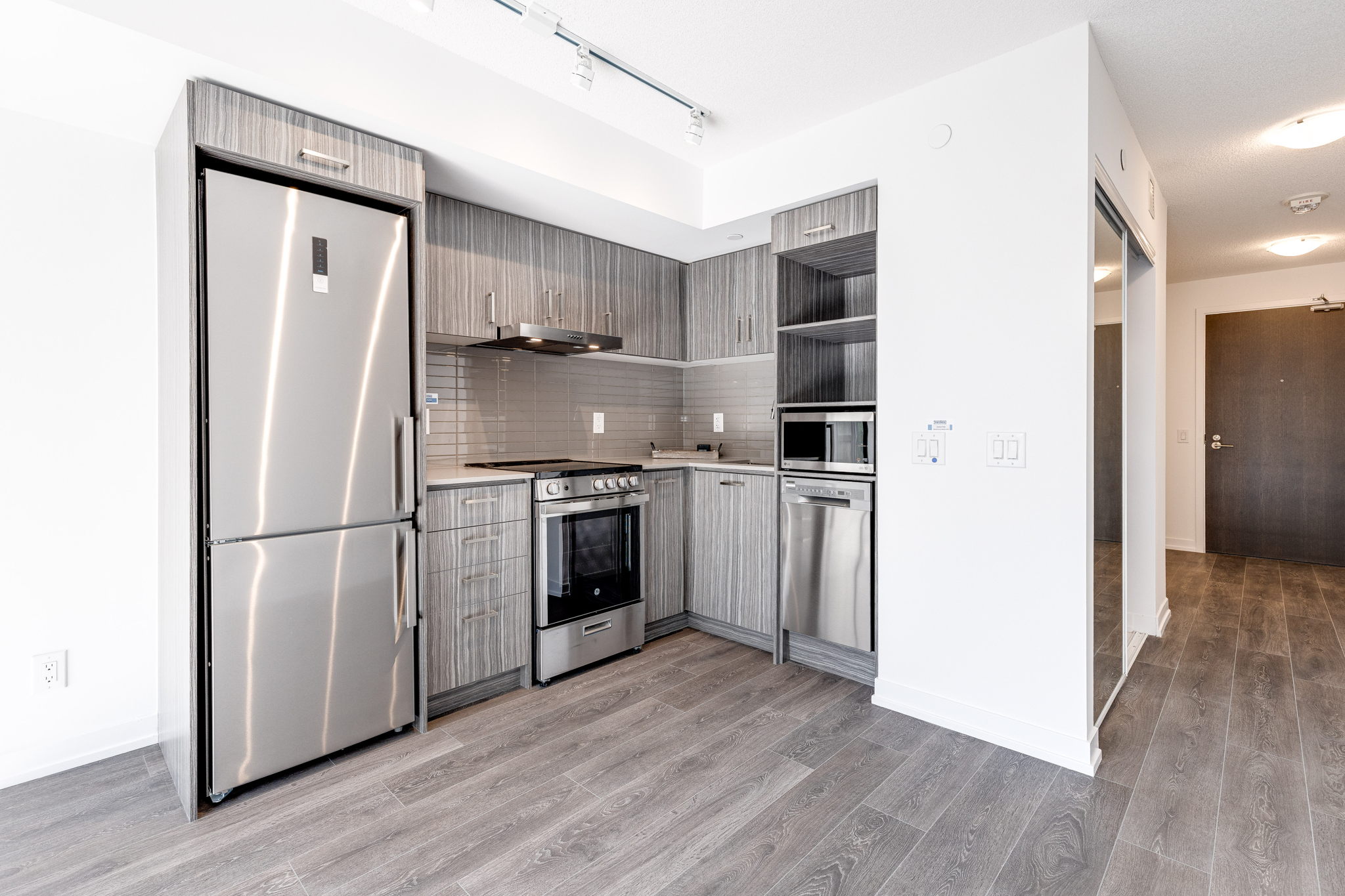 Toronto property showcase — delivered property photograph 9