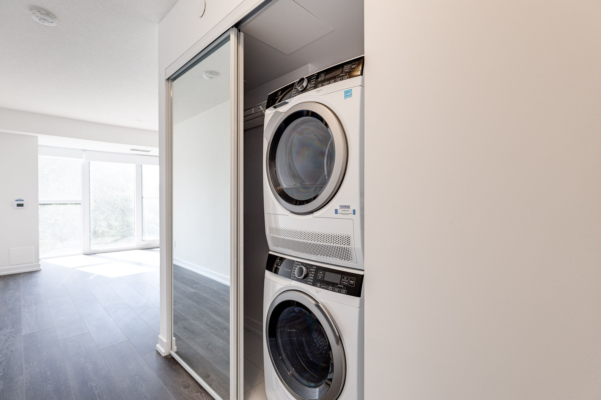 Toronto property showcase — delivered property photograph 16