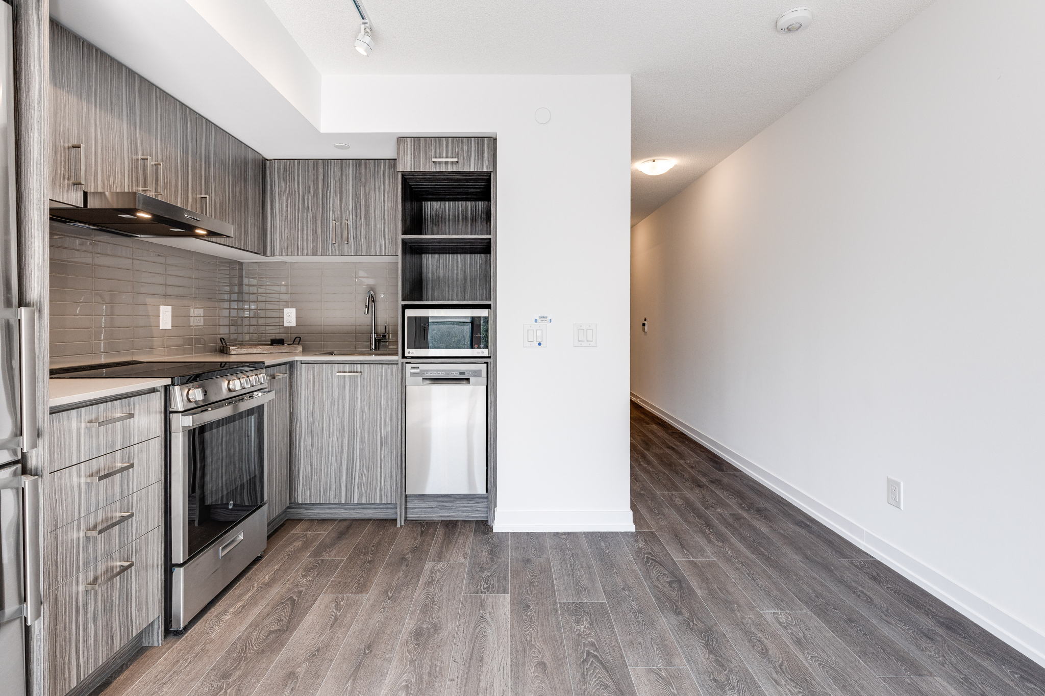 Toronto property showcase — delivered property photograph 10
