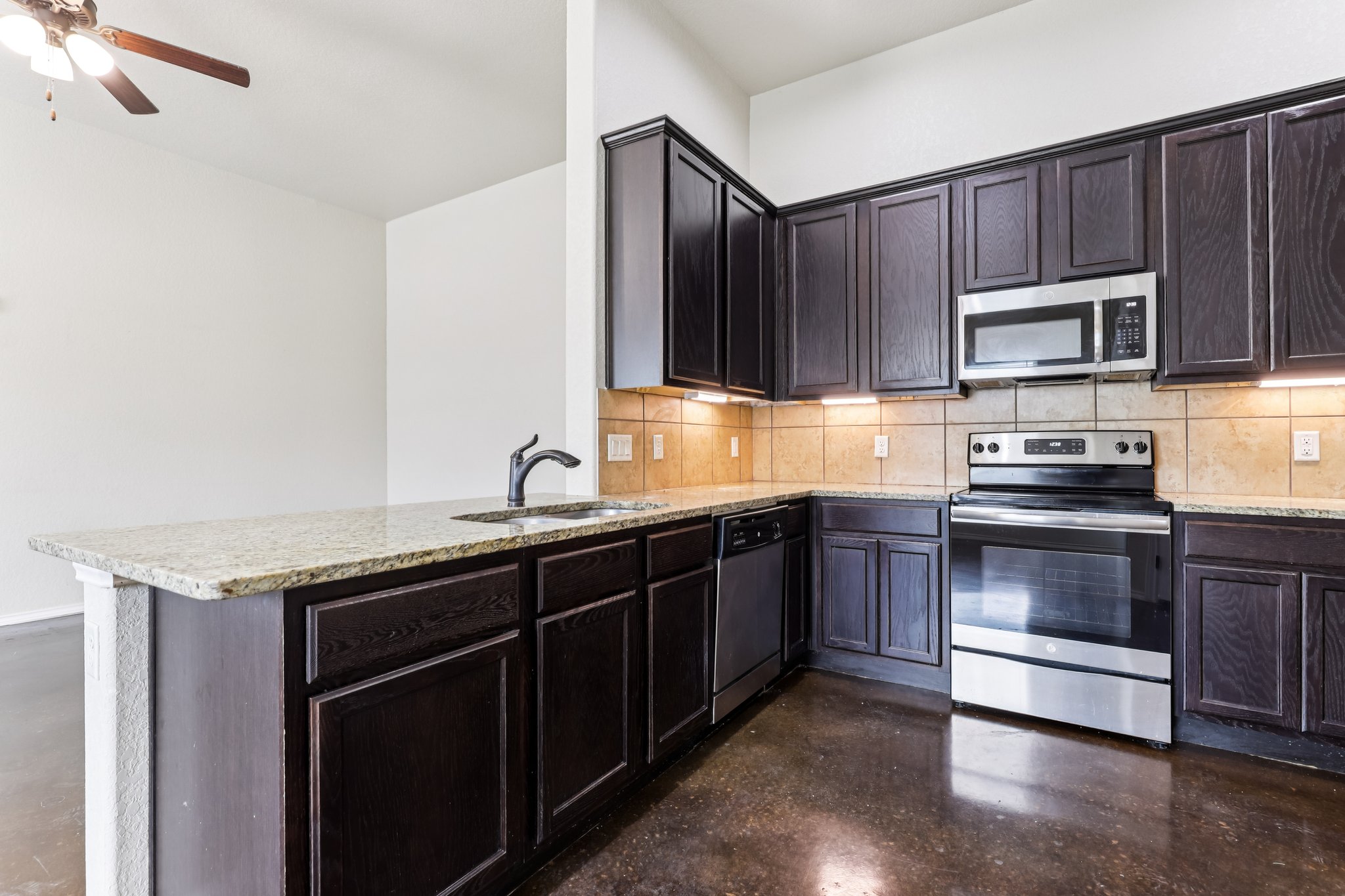 Eugene Pass-S0304-014.jpg