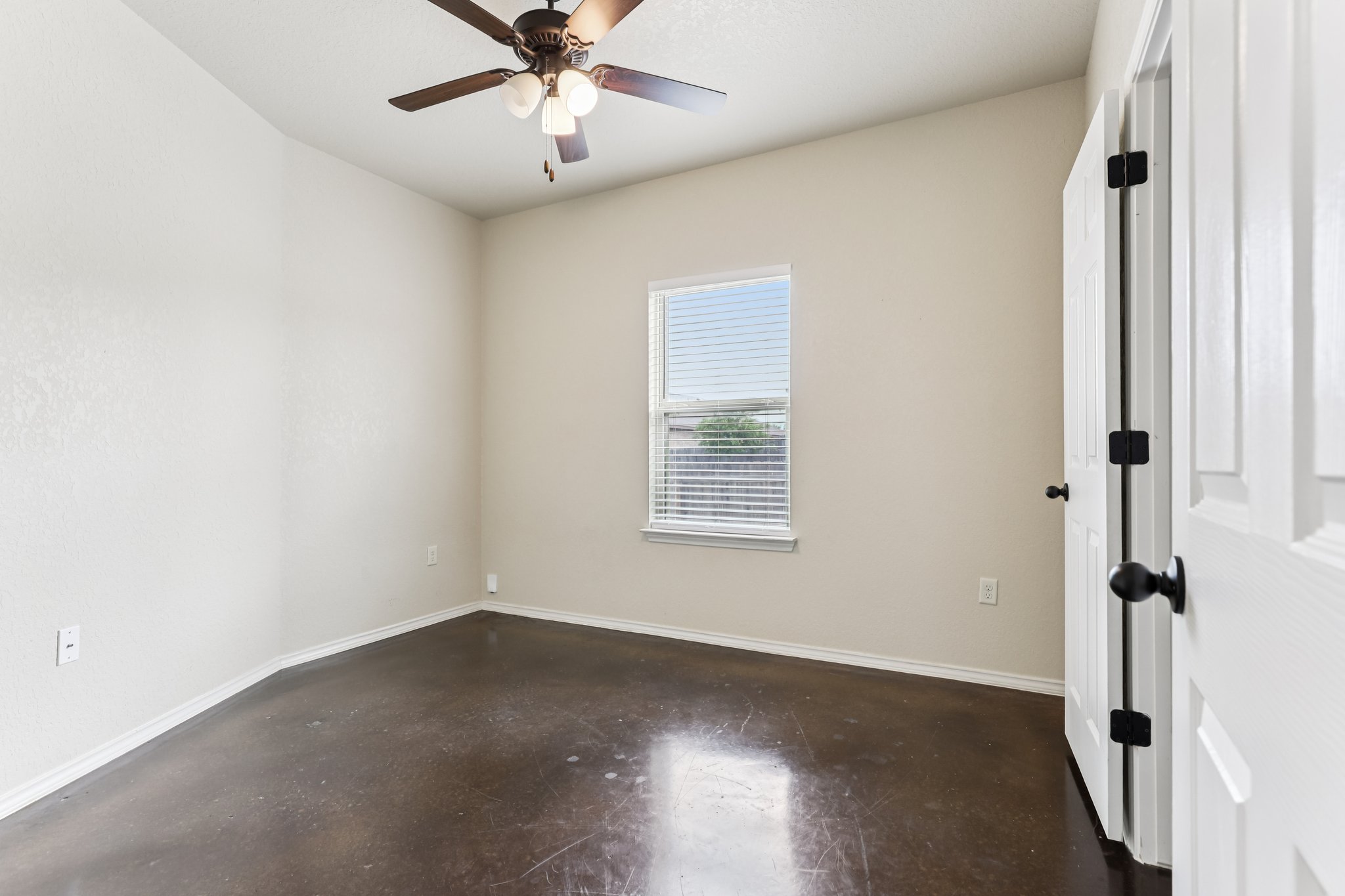 Eugene Pass-S0304-020.jpg