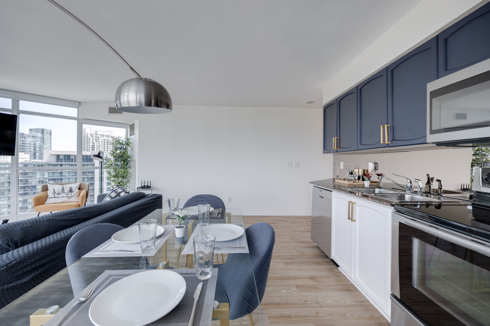 Toronto property showcase — delivered property photograph 8
