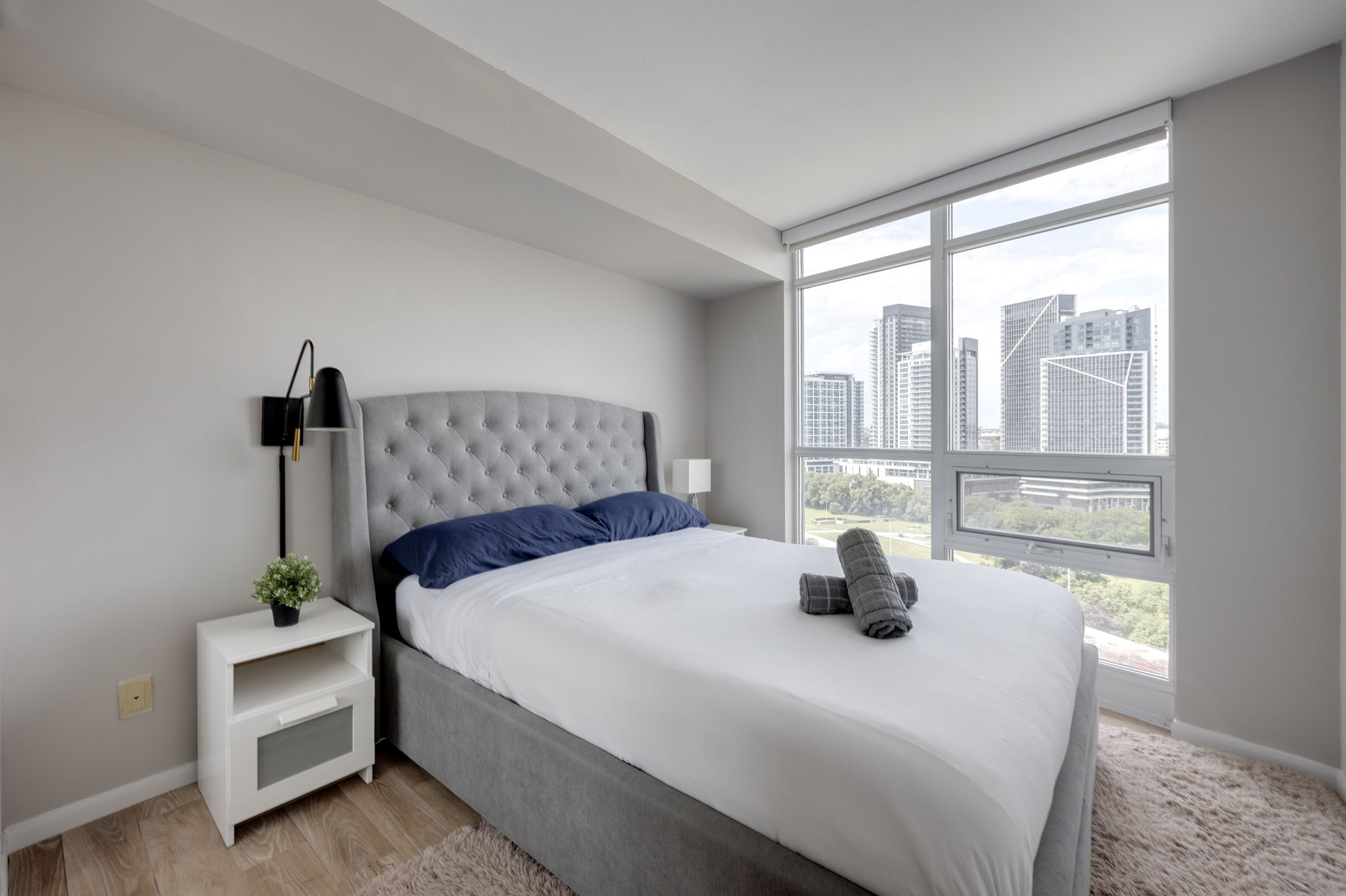 Toronto property showcase — delivered property photograph 14