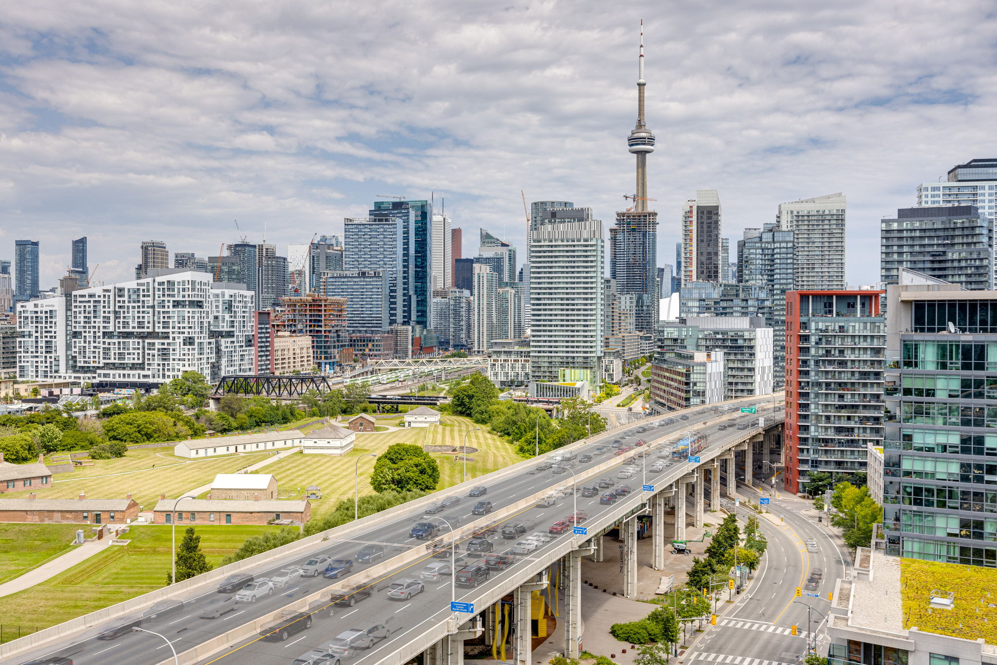 Toronto property showcase — delivered property photograph 34