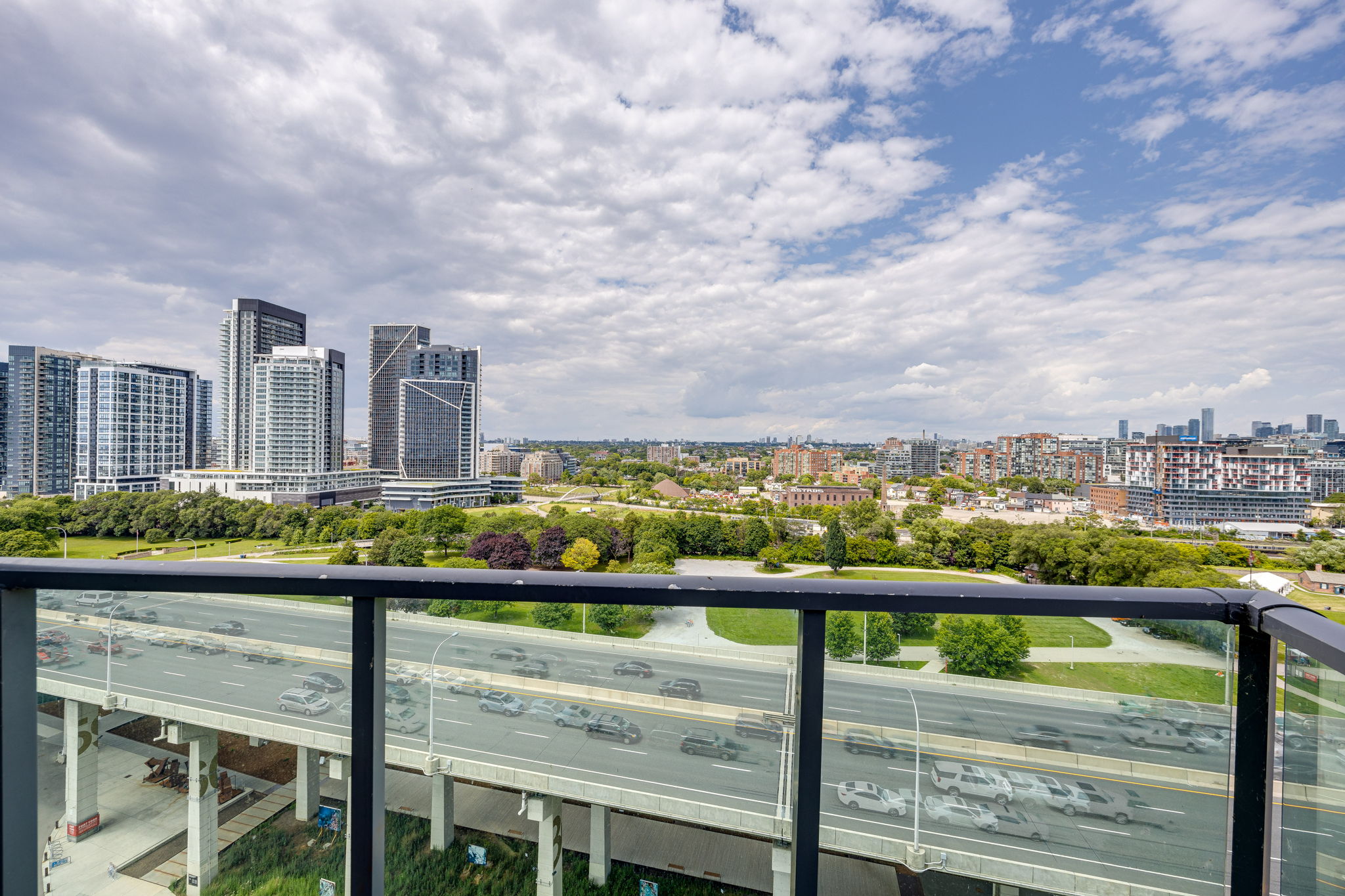 Toronto property showcase — delivered property photograph 32