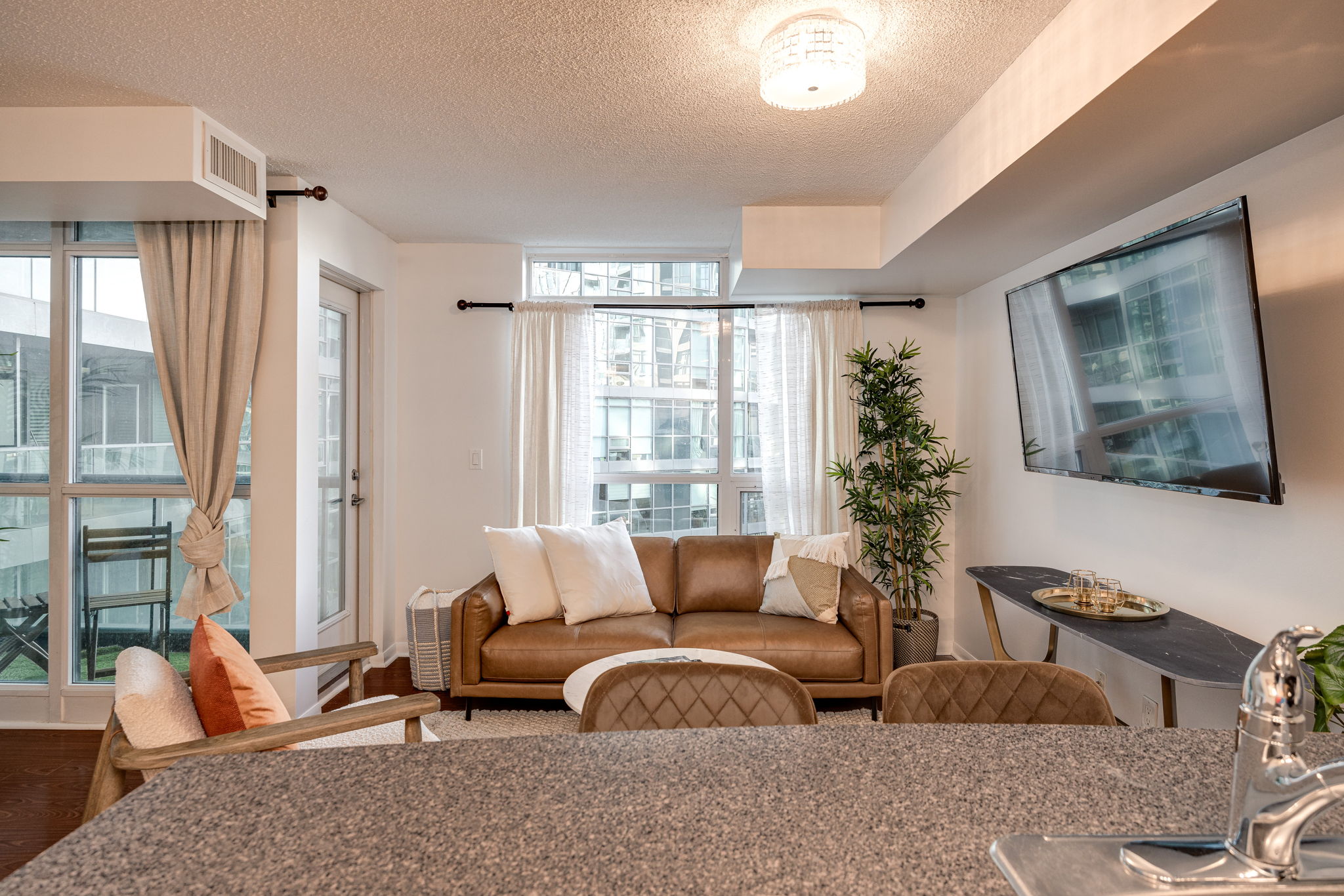 Toronto property showcase — delivered property photograph 4