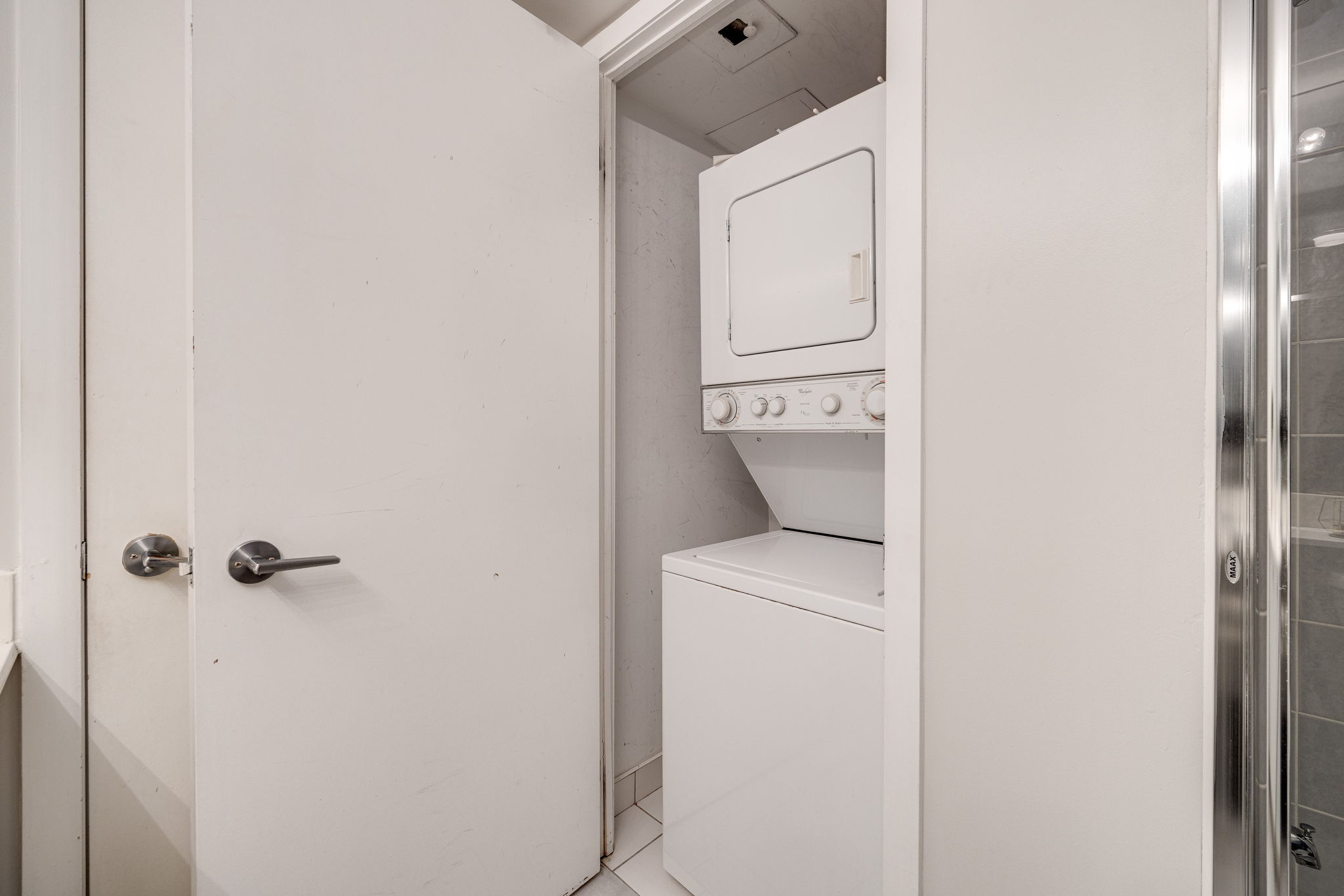 Toronto property showcase — delivered property photograph 10