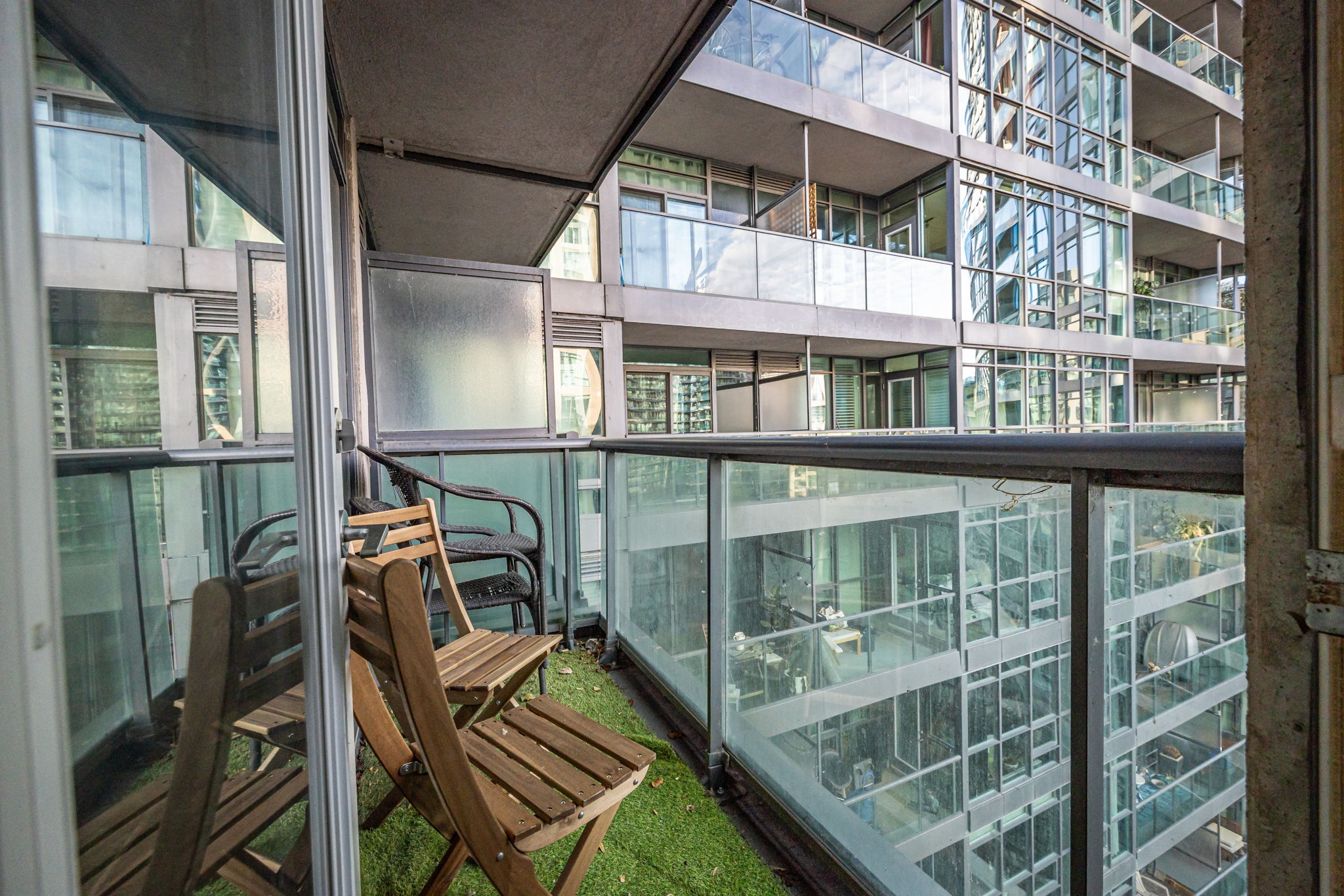 Toronto property showcase — delivered property photograph 21