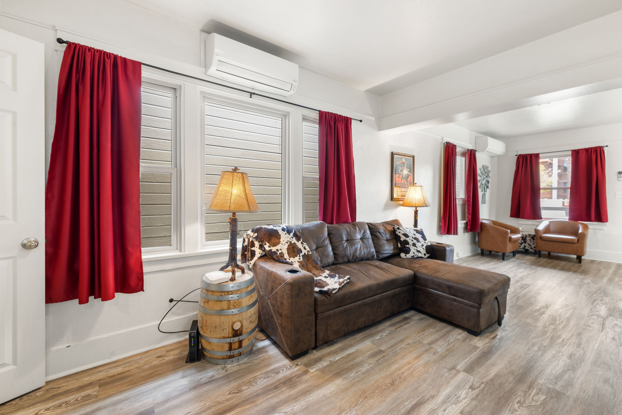 Living Room (3)