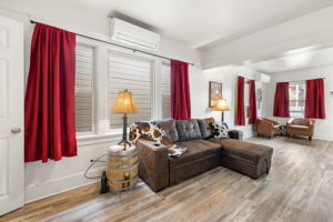 Living Room (3)