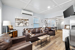 Living Room (2)