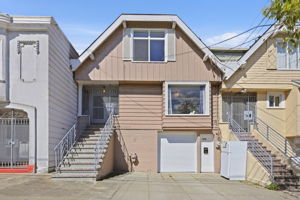  Photo 0