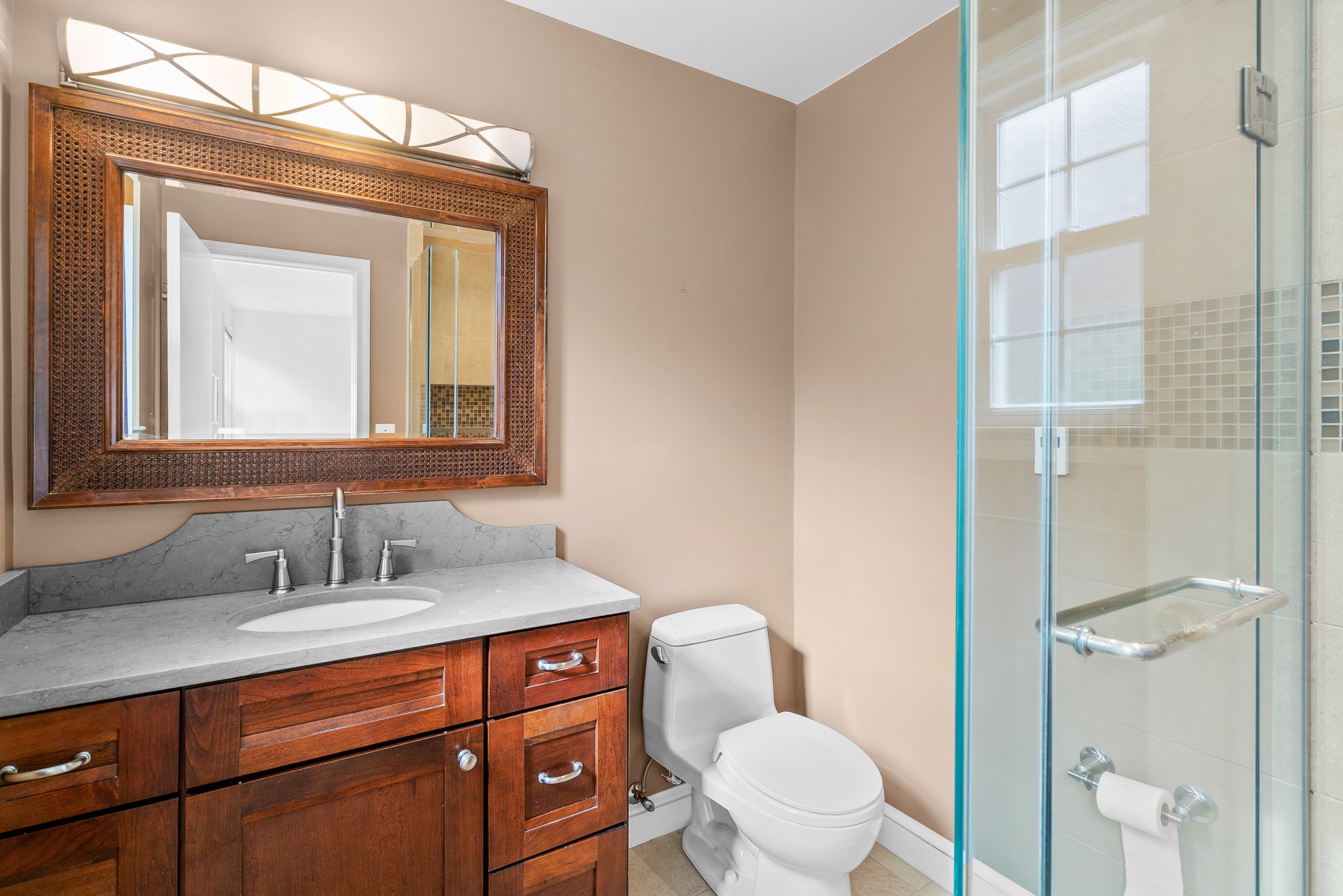 219 Lexington Dr 32.jpg