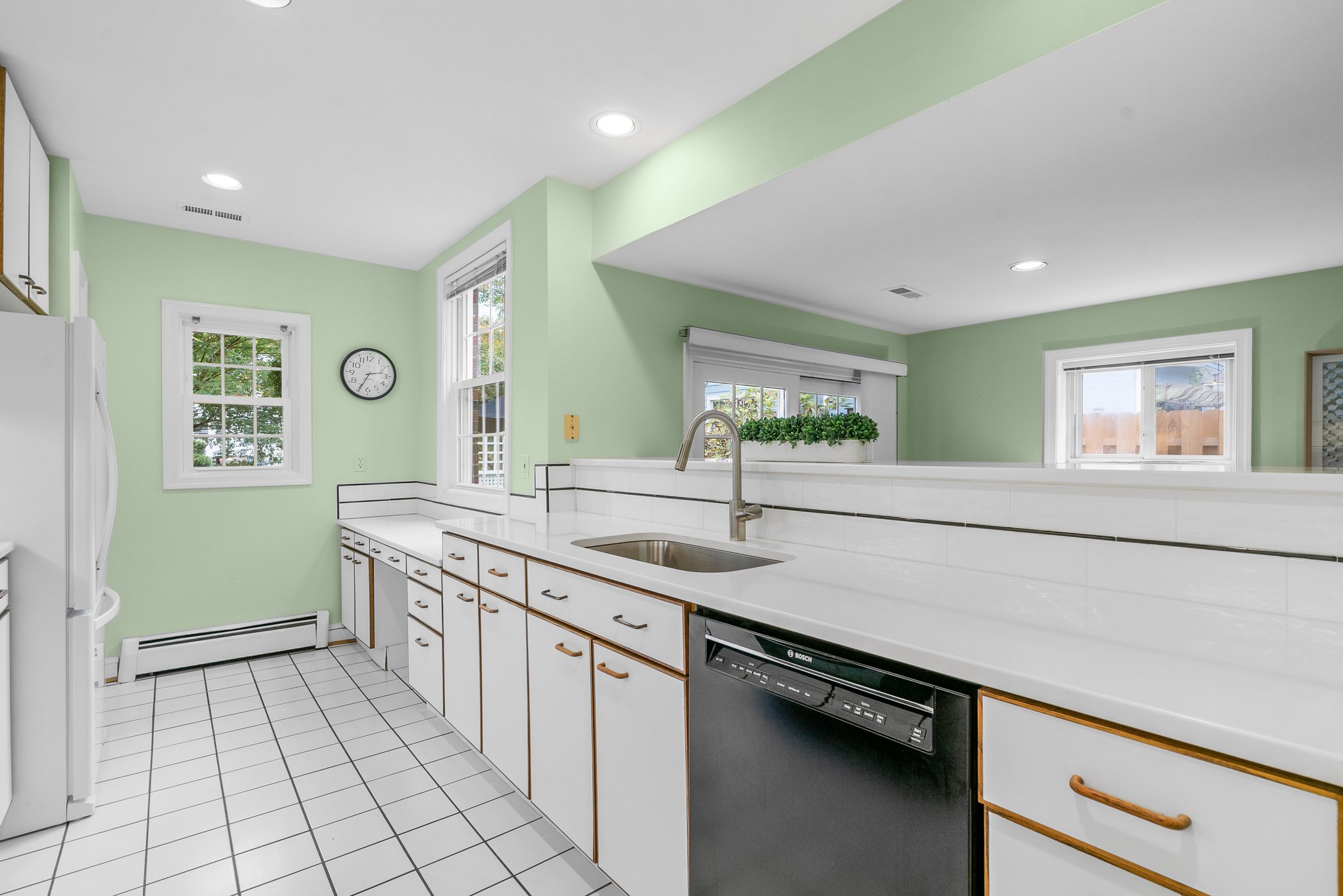 219 Lexington Dr 15.jpg