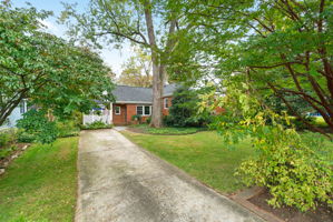 219 Lexington Dr. 48.JPG