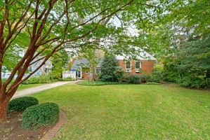 219 Lexington Dr. 49.JPG