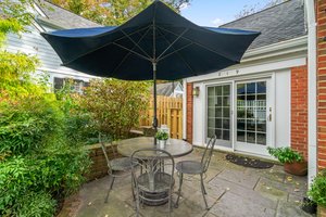 219 Lexington Dr 41.jpg