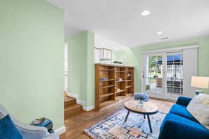 219 Lexington Dr 20.jpg