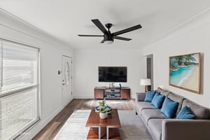 Harris_001 virtually staged.jpeg