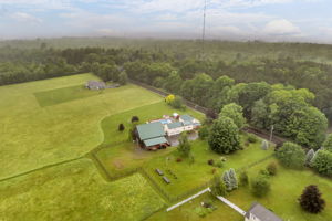  Photo 70