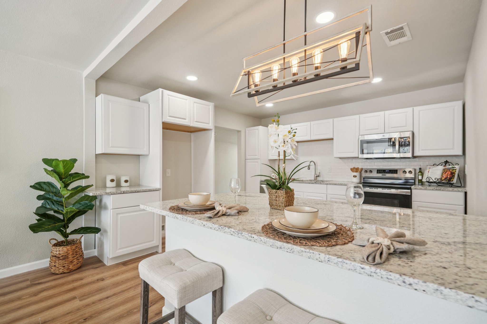 Nelson Ave-S2412-009.jpg