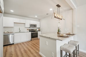 Nelson Ave-S2412-010.jpg