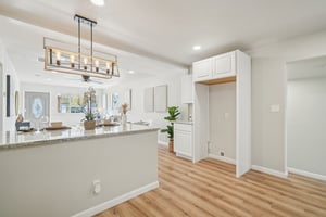 Nelson Ave-S2412-011.jpg