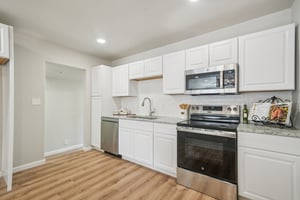 Nelson Ave-S2412-012.jpg