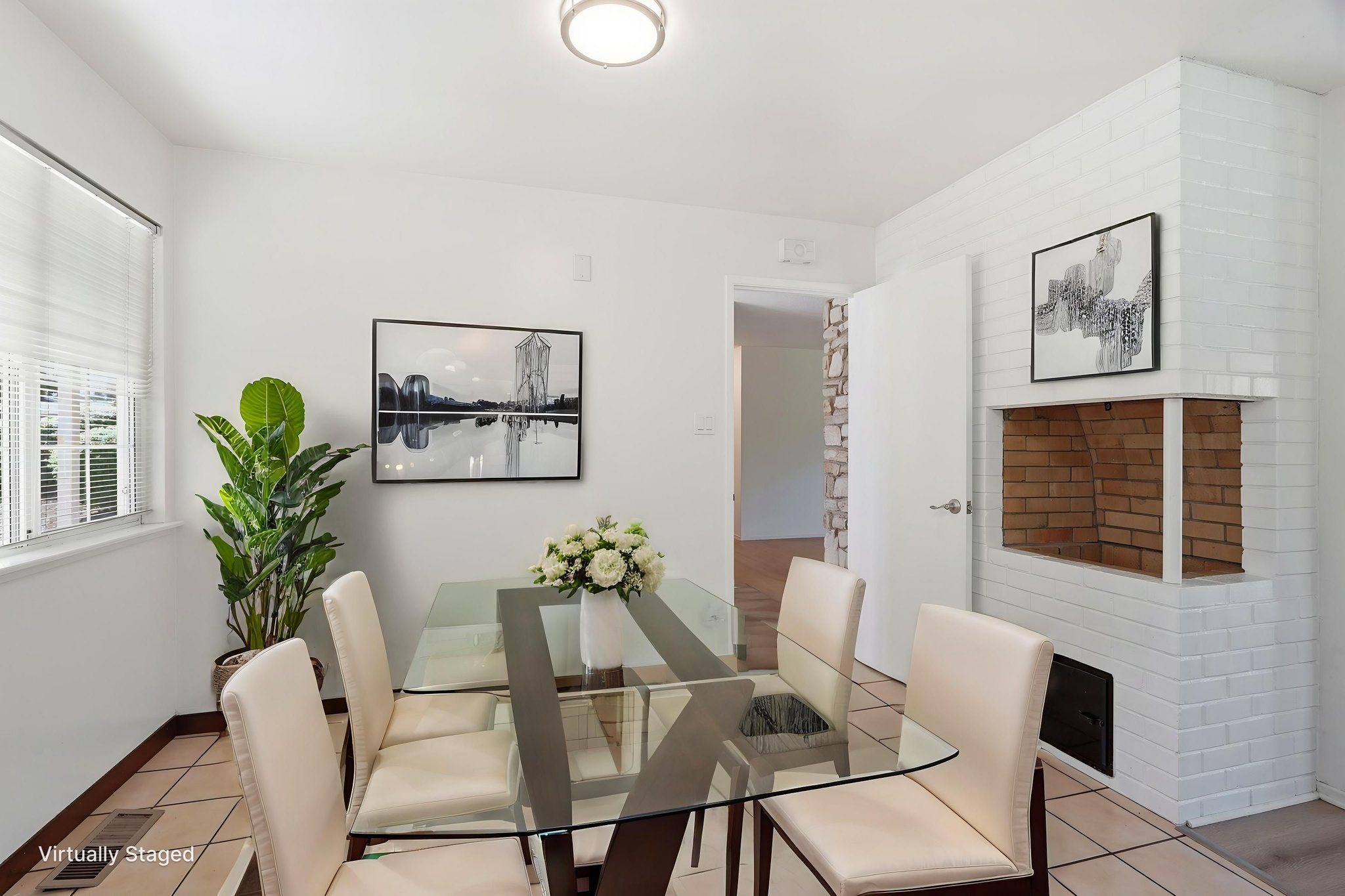 017_F8_219 Prince St virtually staged.jpeg