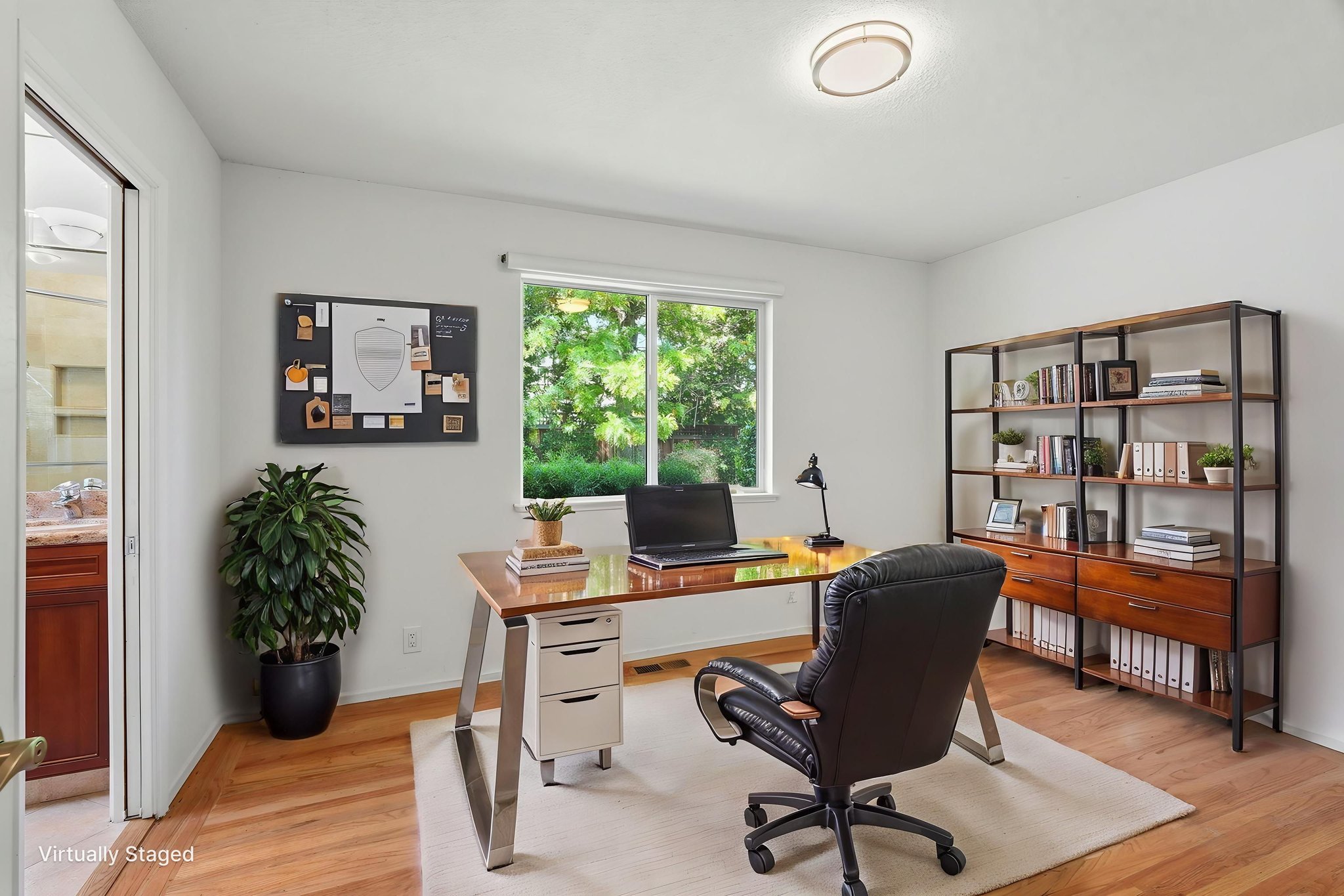 019_F8_219 Prince St virtually staged.jpeg