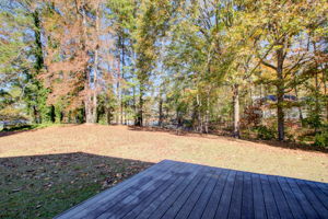 11 Ext Patio w Yard + Boyds Lake