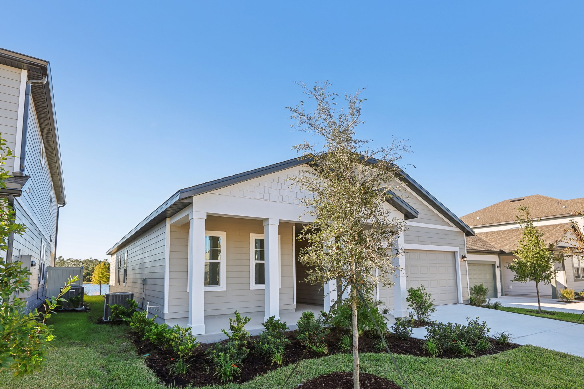 Broadbrook Dr-S0111-002.jpg