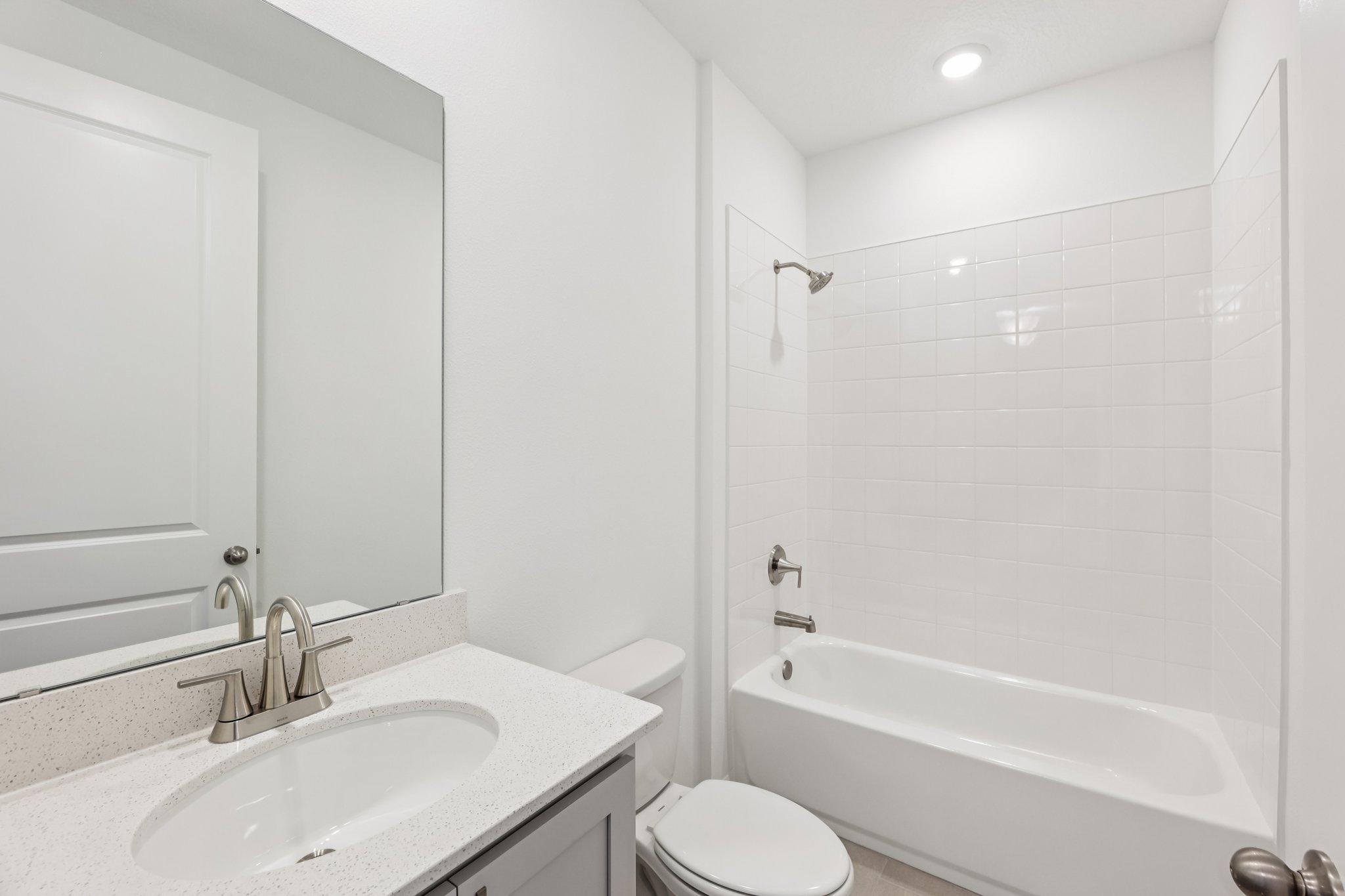 Broadbrook Dr-S0111-009.jpg