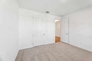 Broadbrook Dr-S0111-008.jpg