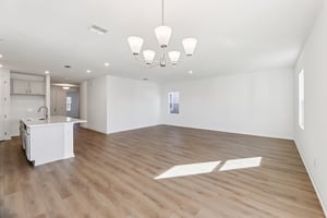 Broadbrook Dr-S0111-019.jpg