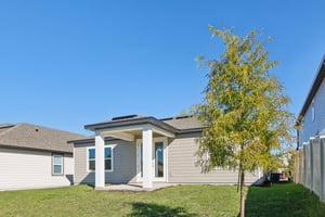 Broadbrook Dr-S0111-027.jpg